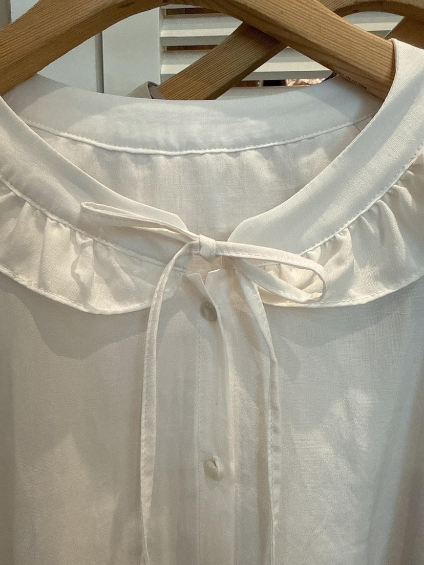 FAVE-L東大門㊣直郵女裝新品真品25秋冬時尚人氣襯衫蕾絲衫FAVE-L襯衫/蕾絲衫