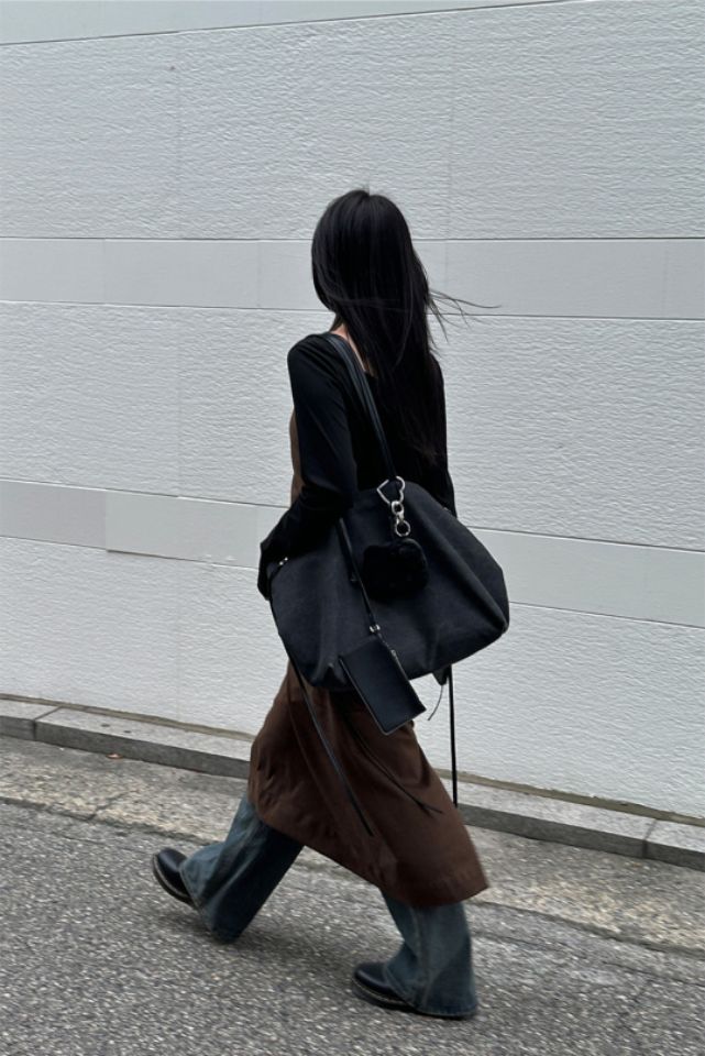 LIVE FOREVER東大門㊣實拍女裝新品人氣連衣裙不含腰帶麂皮LIVE FOR_EVER連衣裙