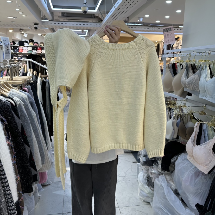 AKRA BY ART韓國代購㊣女裝新款職業時尚熱賣毛衣含圍巾套裝AKRA BY ART毛衣