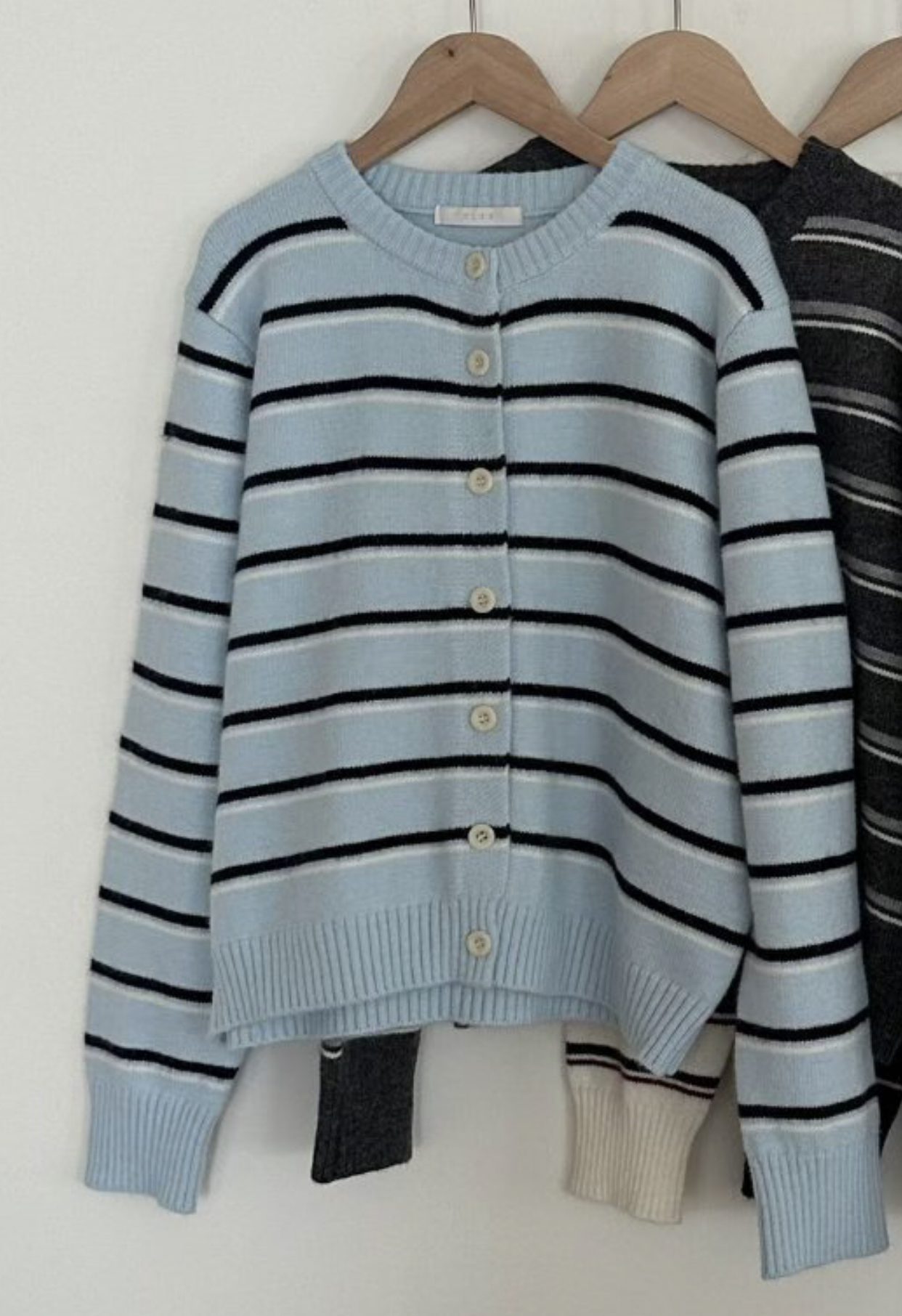 OLZE-올제-T韓國代購㊣女士新款人氣推薦時尚職業真品針織衫OLZE-올제-T針織衫圖色1