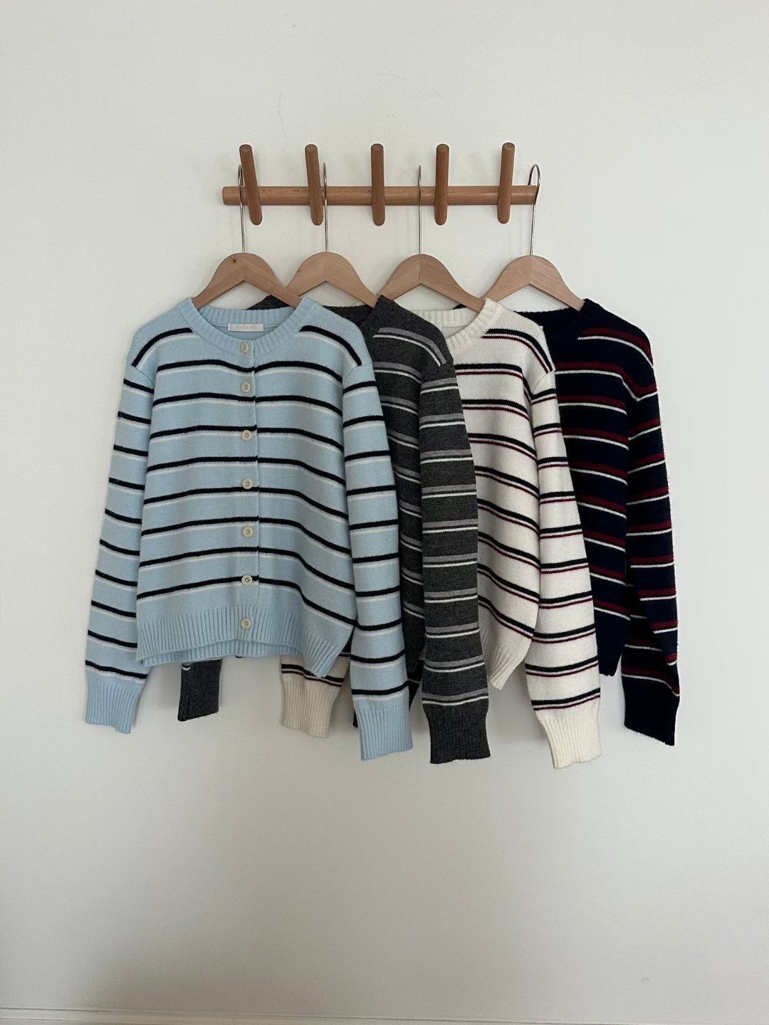 OLZE-올제-T韓國代購㊣女士新款人氣推薦時尚職業真品針織衫OLZE-올제-T針織衫圖色3左三色