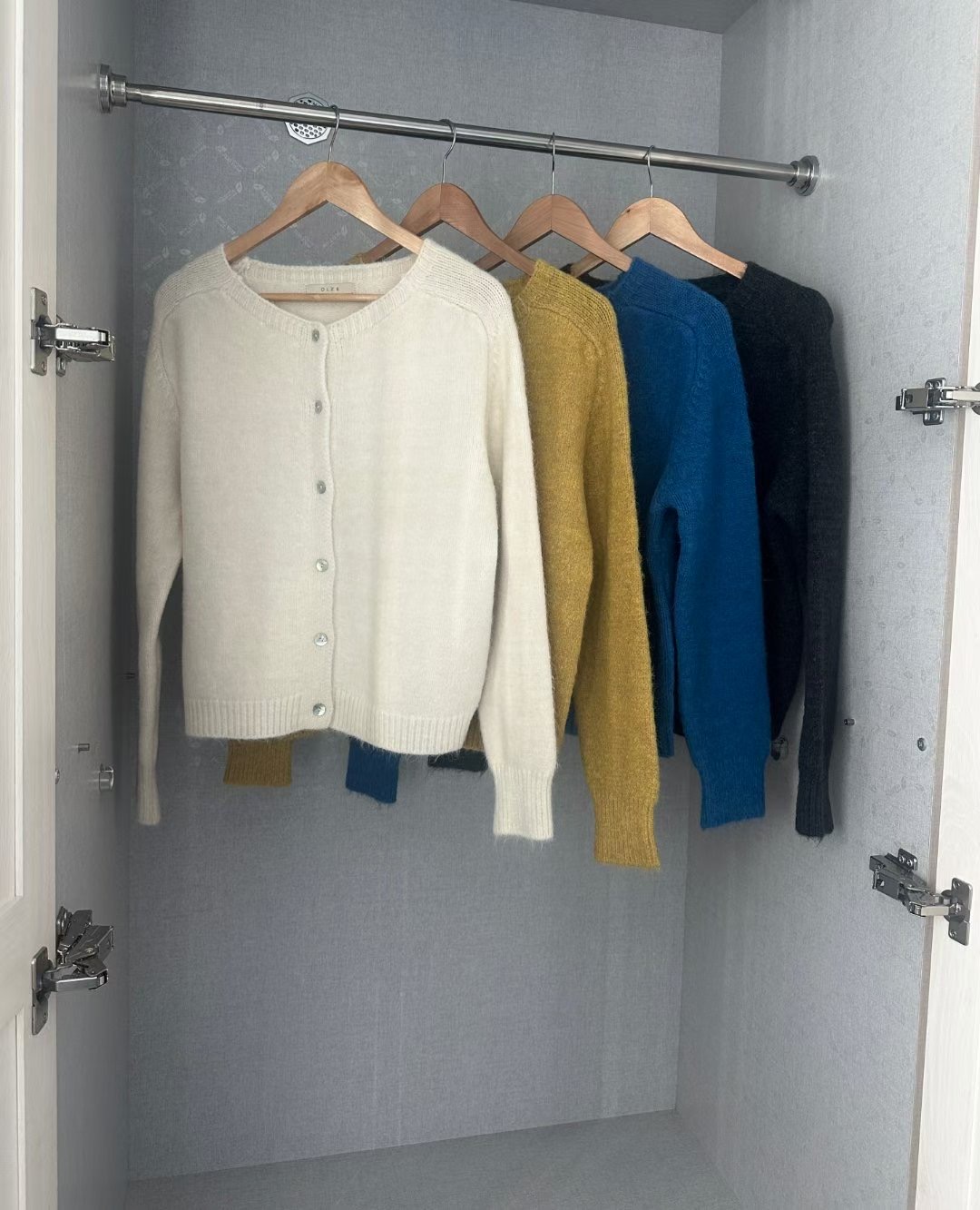 OLZE-올제-T東大門㊣代購女裝新品時尚25秋冬休閑人氣針織衫OLZE-올제-T針織衫圖色3左三色