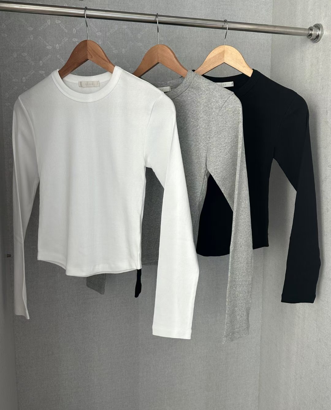 OLZE-올제-T東大門㊣實拍女士新款25秋冬人氣職業長袖T恤OLZE-올제-T長袖T恤圖色3左三色