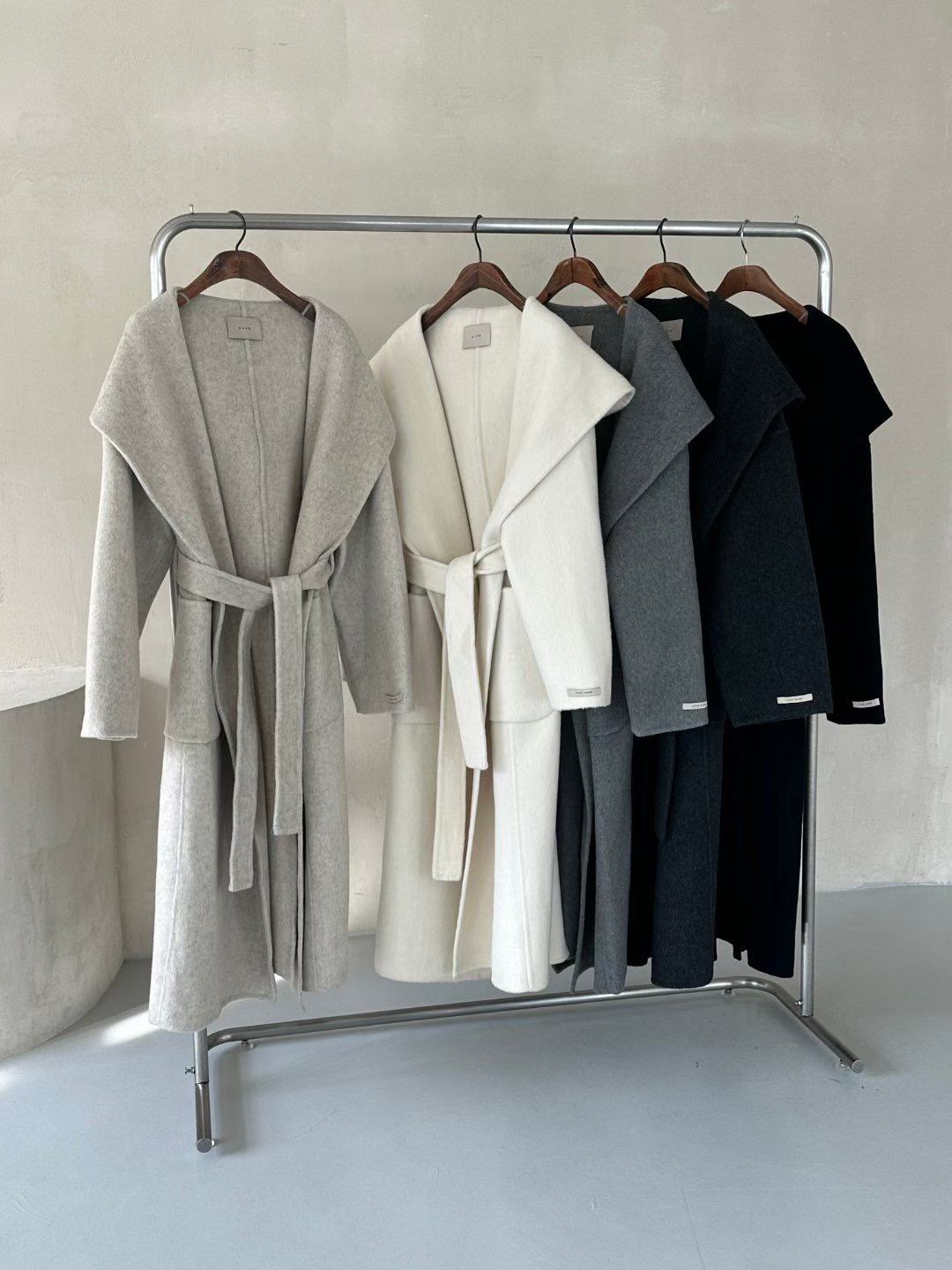 OLZE-올제-T韓國直郵㊣女士新款真品中長款大衣含腰帶柔軟兜帽OLZE-올제-T中長款大衣圖色3左三色