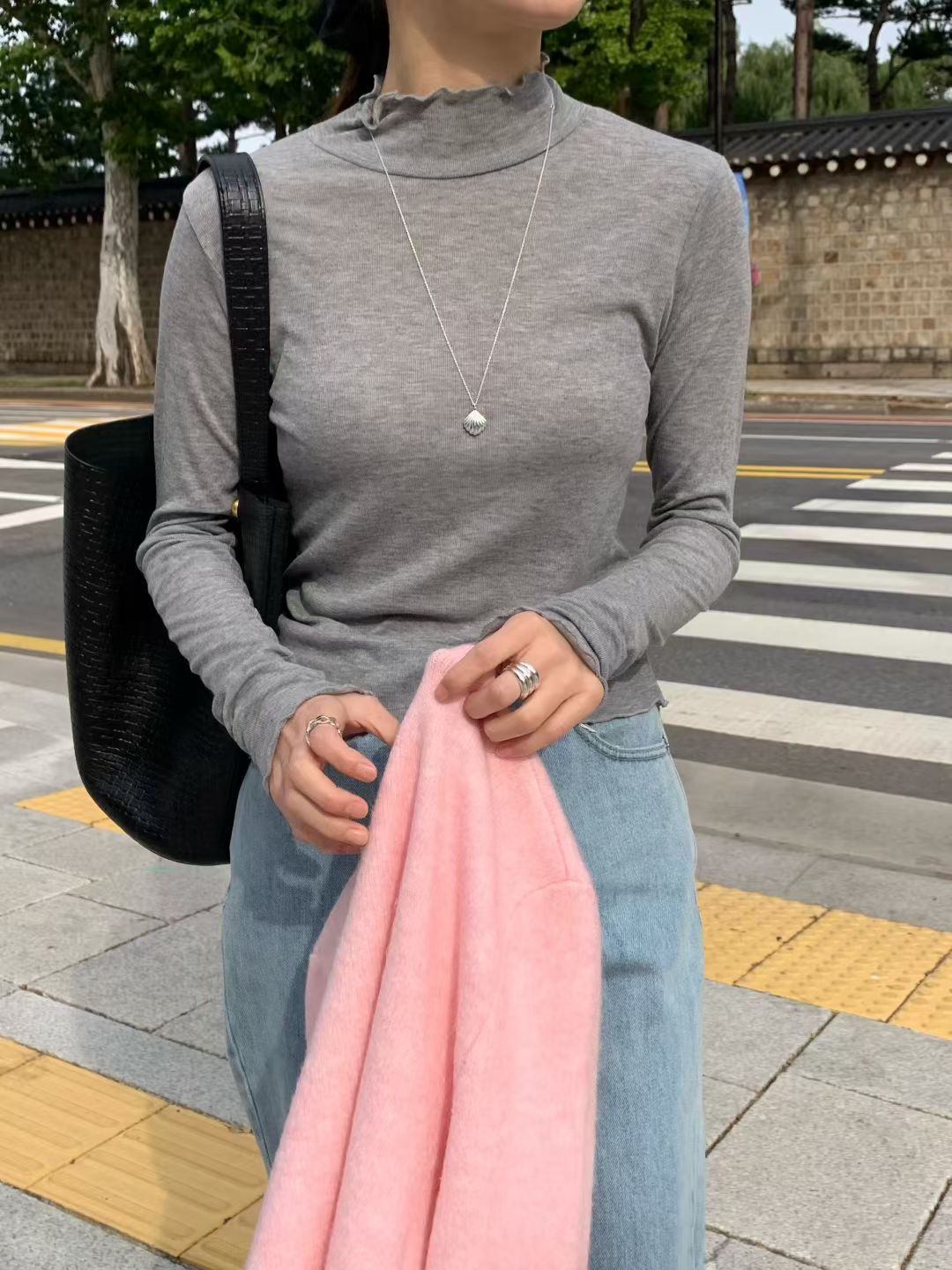 SIGNATURE東大門㊣實拍女裝新款25秋冬職業休閑熱賣長袖T恤SIGNATURE長袖T恤圖色3