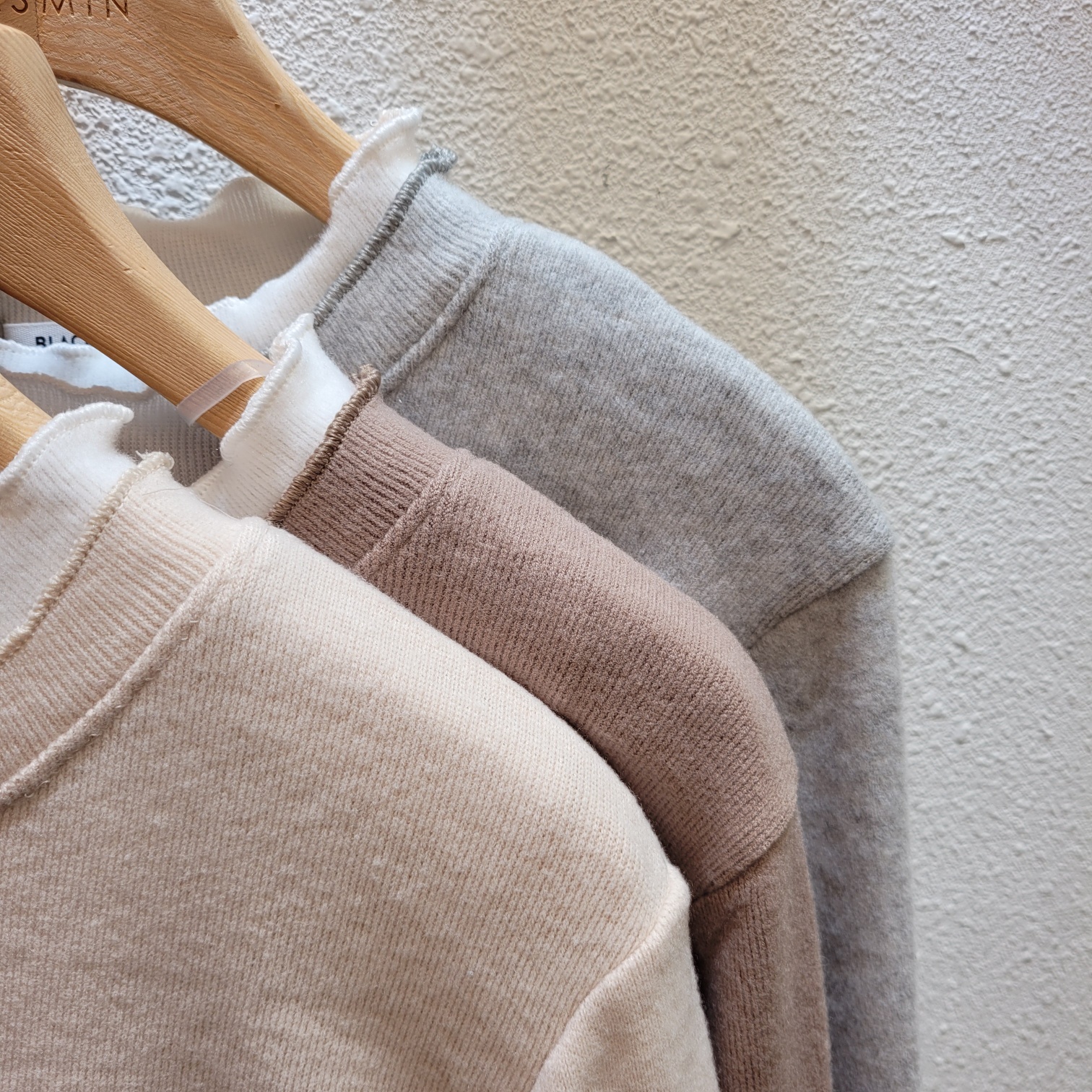 BLACK JASMIN-블랙쟈스민-T東大門㊣代購女士新款休閑長袖T恤柔軟BLACK JASMIN長袖T恤