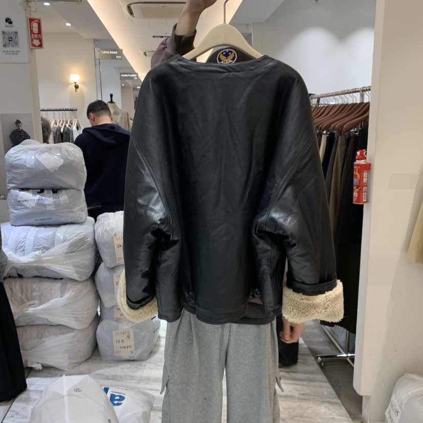 YUNBAL東大門㊣實拍女裝新款25秋冬職業熱賣時尚真品人氣夾克YUNBAL夾克