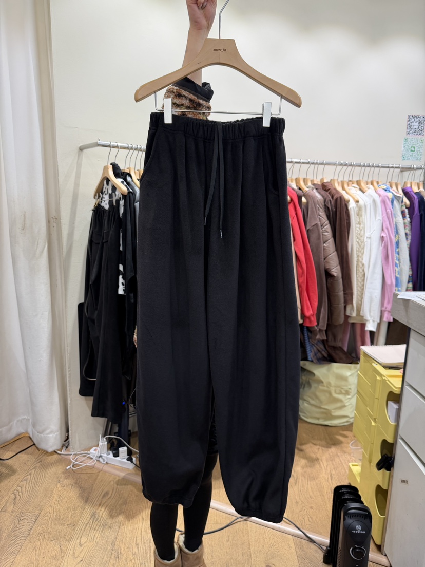 AUVERFIT韓國直郵㊣女士新品真品職業推薦25秋冬休閑褲抓絨AUVERFIT休閑褲圖色3黑色