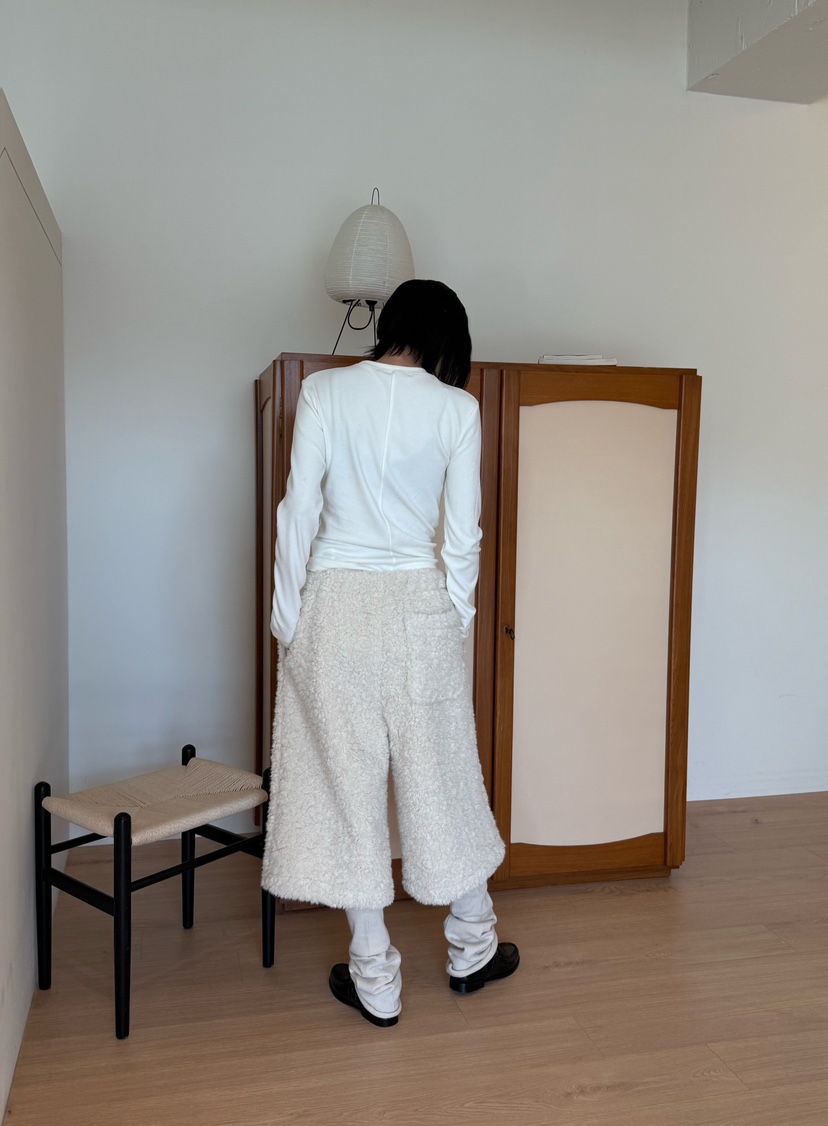 FIFO東大門㊣直郵女裝新款推薦職業真品時尚短褲泰迪熊皮草FIFO短褲