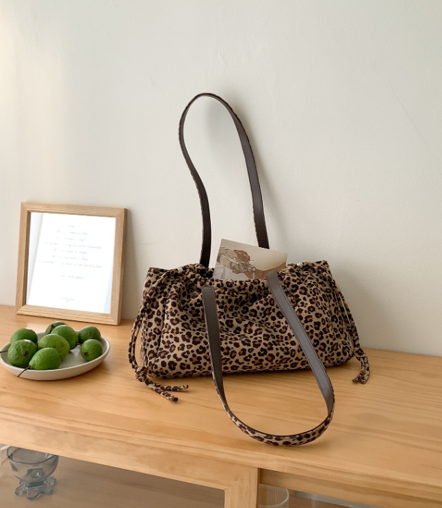 POSH BLUE東大門㊣直郵女裝新品時尚人氣職業25秋冬單肩斜跨包POSH BLUE單肩/斜跨包