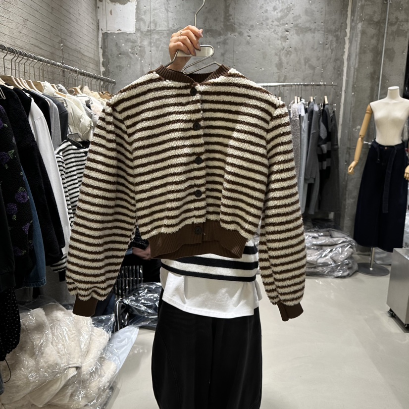 JUNI韓國代購㊣女士新品25秋冬人氣休閑推薦真品職業熱賣衛衣my juni衛衣圖色1