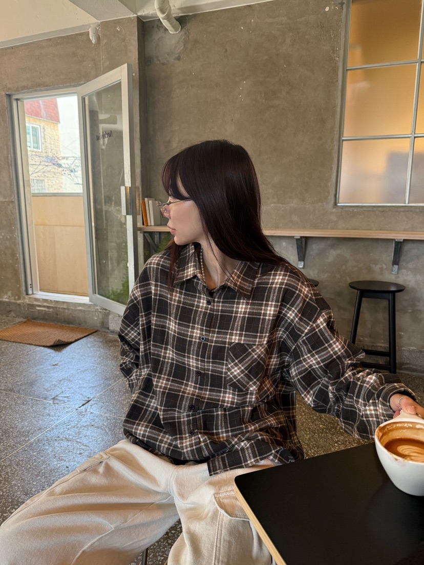 LUMIPLE韓國代購㊣女士新款職業人氣時尚襯衫蕾絲衫格子寬松LUMIPLE襯衫/蕾絲衫