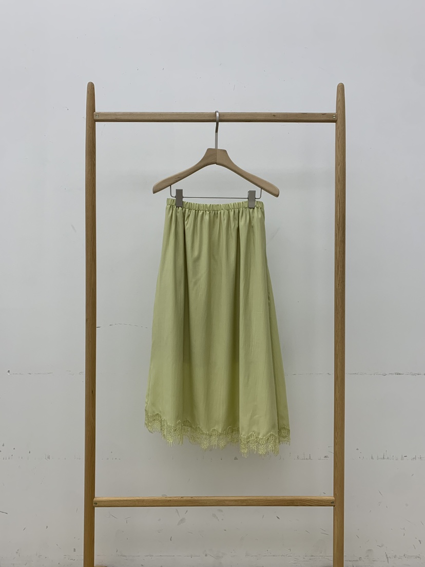 B_GARDER韓國代購㊣女裝新款25秋冬人氣熱賣時尚推薦職業長裙B.GARDER長裙圖色2