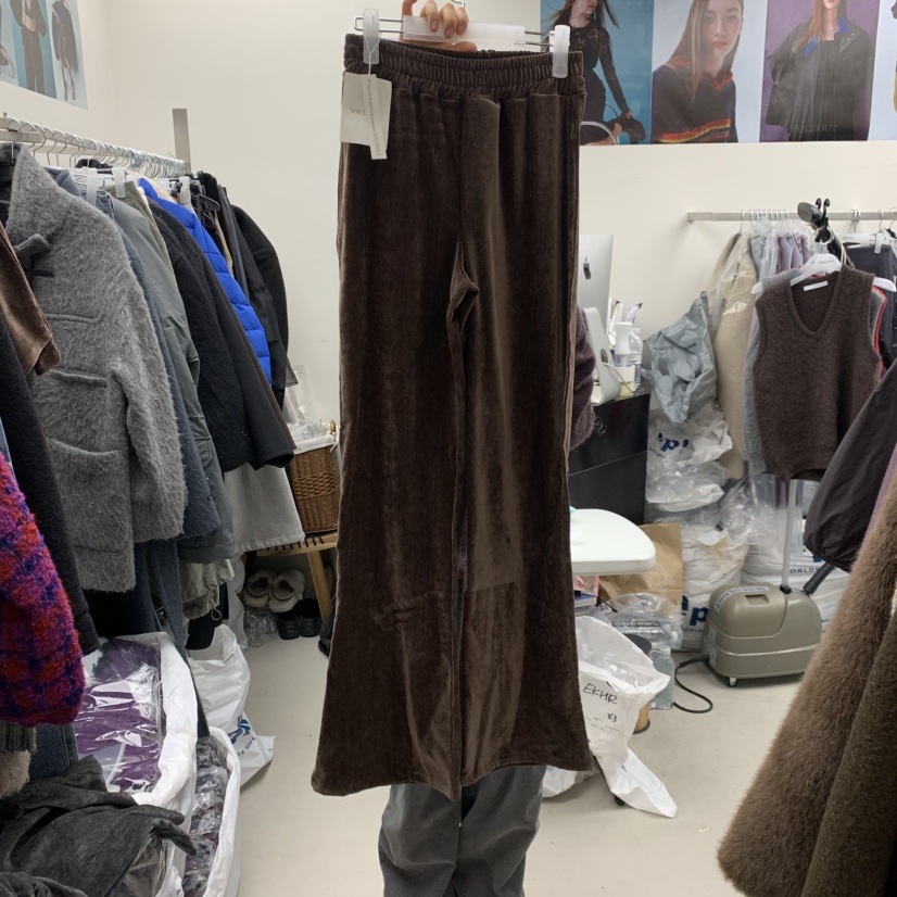 SOLD OUT東大門㊣代購女士新款時尚25秋冬熱賣人氣真品休閑褲SOLD OUT休閑褲圖色2