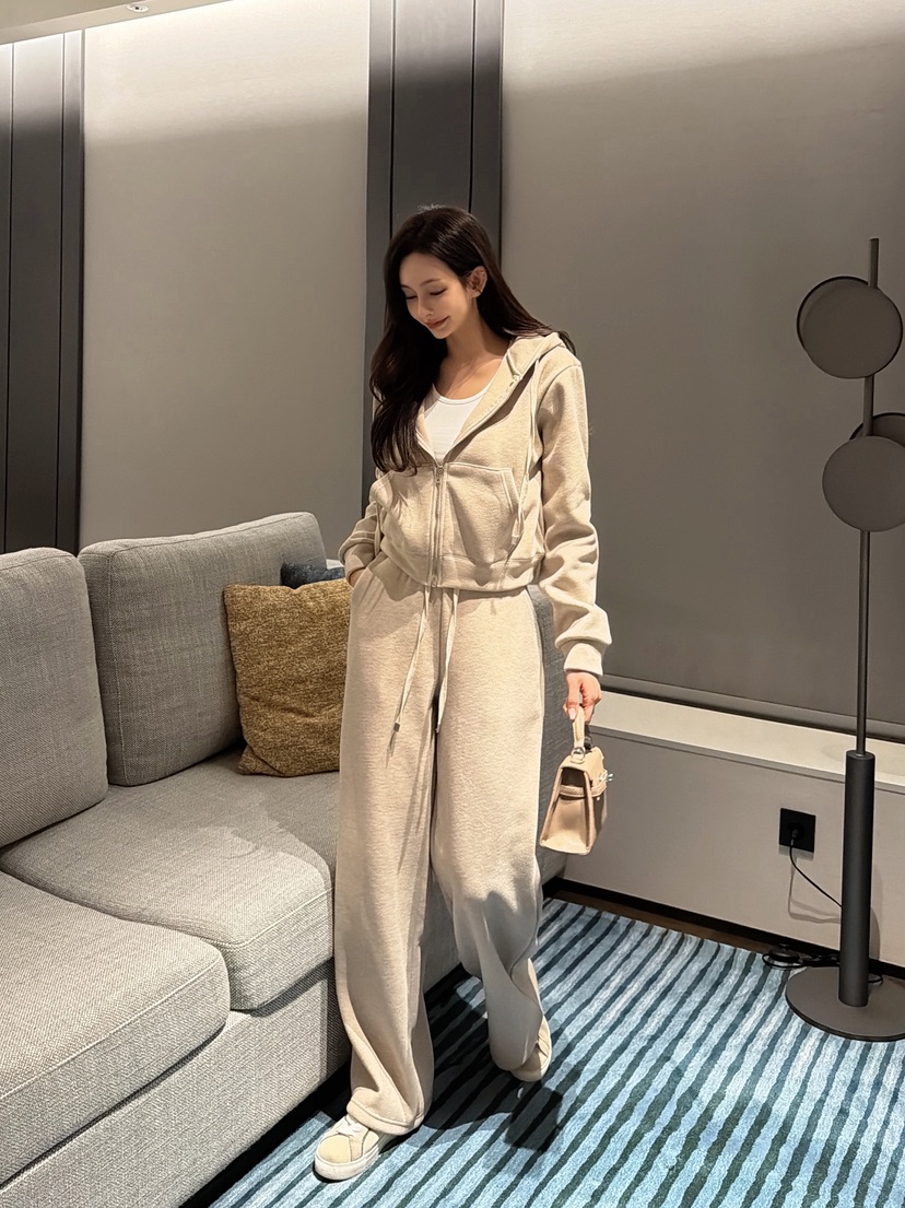 CLOTH韓國代購㊣女士新款時尚熱賣休閑推薦套裝連帽拉鏈衫套裝CLOTH套裝