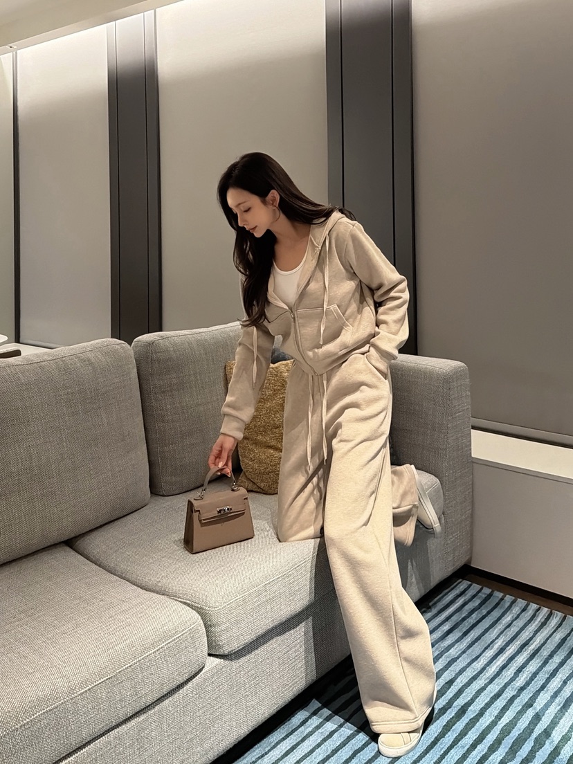 CLOTH韓國代購㊣女士新款時尚熱賣休閑推薦套裝連帽拉鏈衫套裝CLOTH套裝