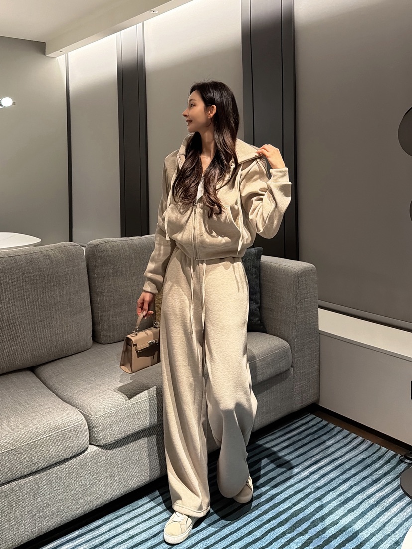 CLOTH韓國代購㊣女士新款時尚熱賣休閑推薦套裝連帽拉鏈衫套裝CLOTH套裝