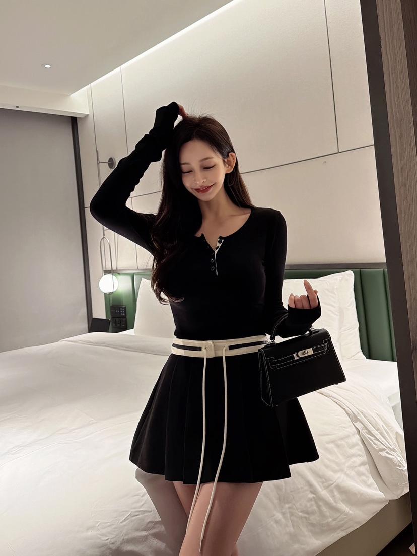 CLOTH東大門㊣直郵女裝新品25秋冬熱賣休閑人氣長袖T恤紐扣CLOTH長袖T恤