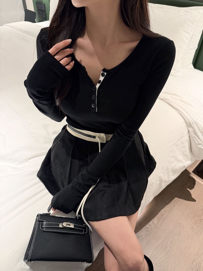 CLOTH東大門㊣直郵女裝新品25秋冬熱賣休閑人氣長袖T恤紐扣CLOTH長袖T恤