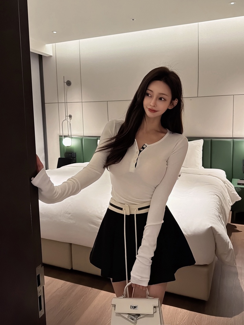 CLOTH東大門㊣直郵女裝新品25秋冬熱賣休閑人氣長袖T恤紐扣CLOTH長袖T恤