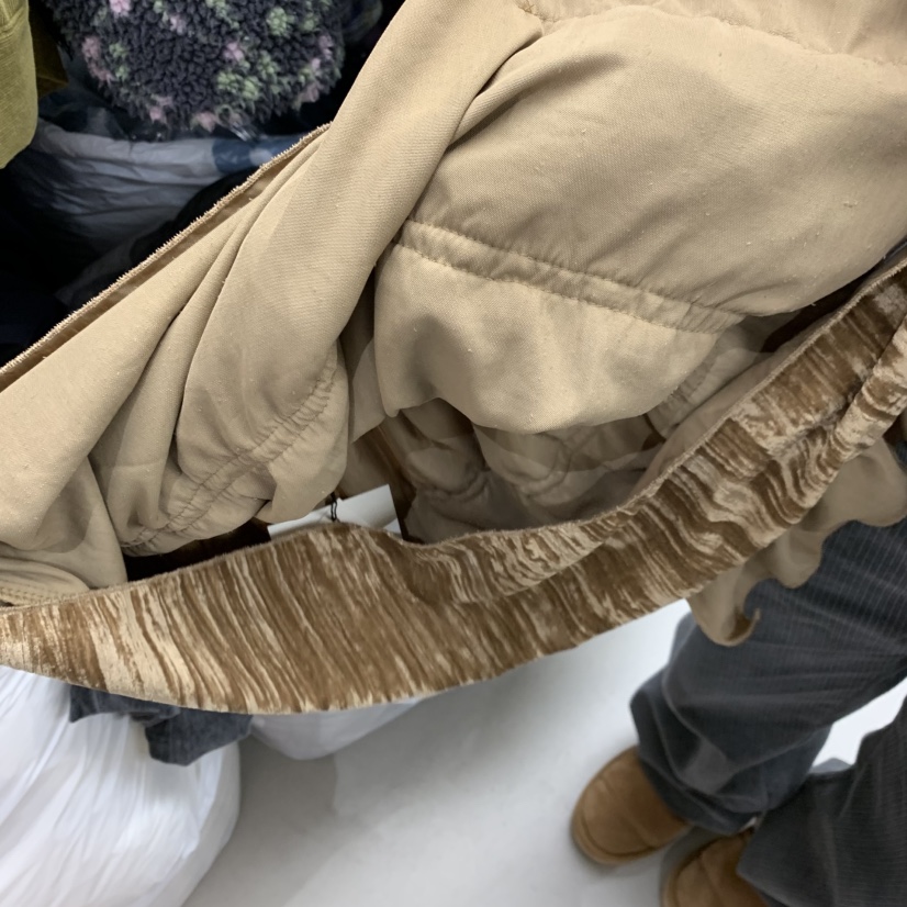 SOLD OUT韓國直郵㊣女裝新品時尚熱賣人氣推薦25秋冬短裙天鵝絨SOLD OUT短裙