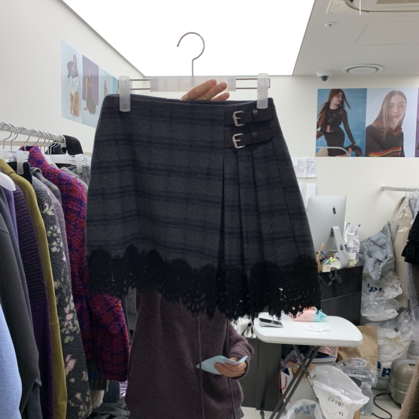 SOLD OUT東大門㊣直郵女裝新款熱賣25秋冬時尚真品短裙格子SOLD OUT短裙圖色1