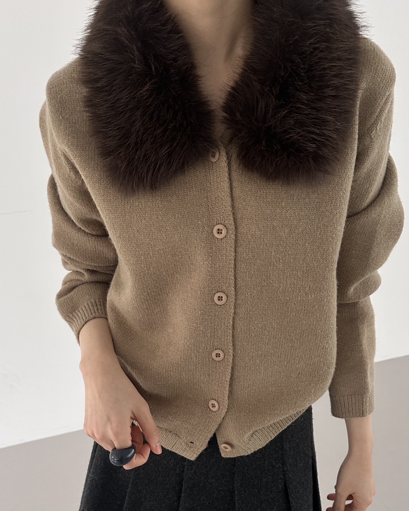 HOWDY韓國代購㊣女裝新品職業休閑人氣推薦熱賣時尚毛衣毛皮HOWDY毛衣圖色1