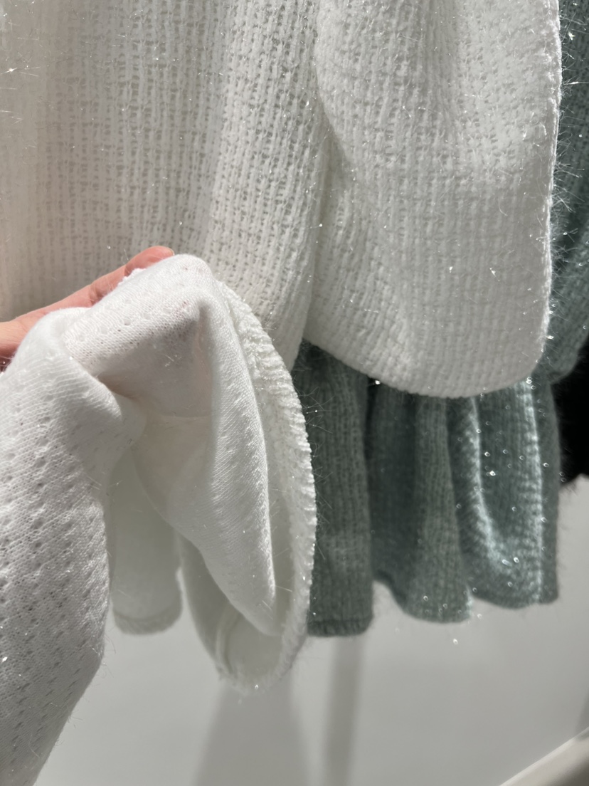 DENISE韓國代購㊣女士新款時尚熱賣25秋冬人氣襯衫蕾絲衫V領DENISE襯衫/蕾絲衫