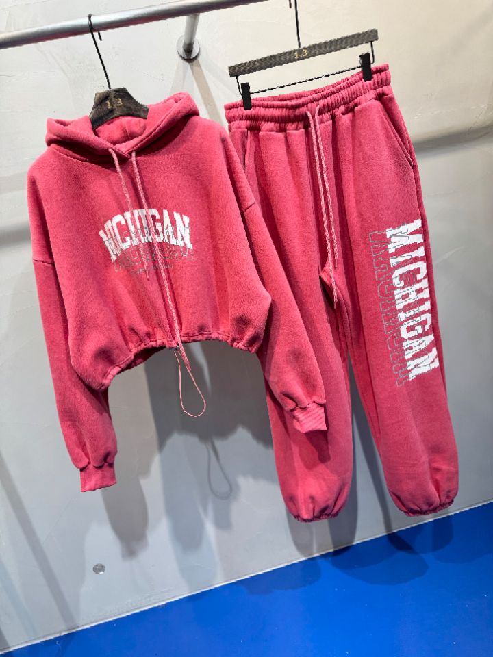 1.3韓國直郵㊣女裝新款熱賣推薦25秋冬人氣休閑時尚職業套裝1.3套裝