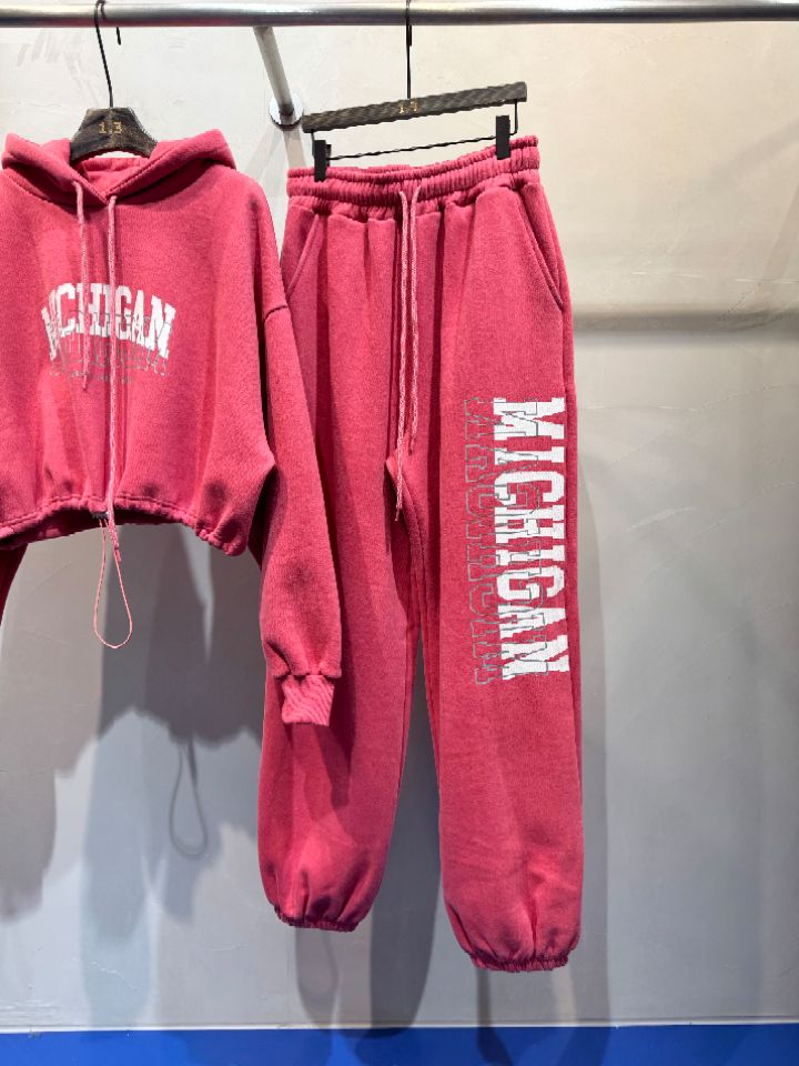 1.3韓國直郵㊣女裝新款熱賣推薦25秋冬人氣休閑時尚職業套裝1.3套裝