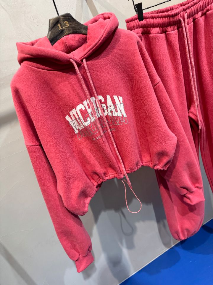 1.3韓國直郵㊣女裝新款熱賣推薦25秋冬人氣休閑時尚職業套裝1.3套裝