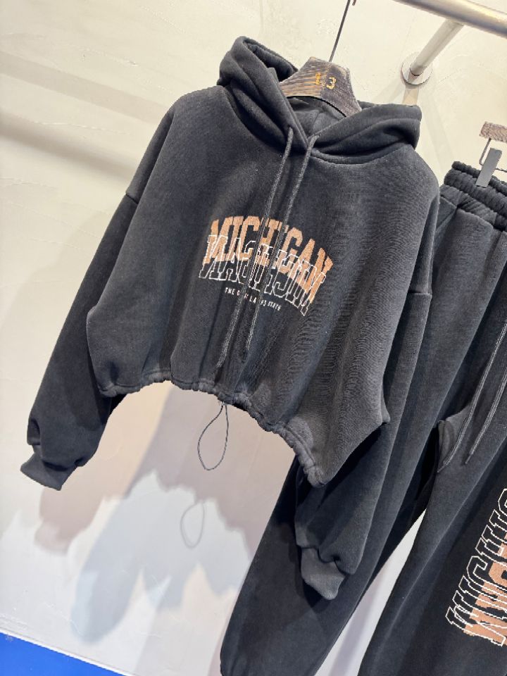 1.3韓國直郵㊣女裝新款熱賣推薦25秋冬人氣休閑時尚職業套裝1.3套裝