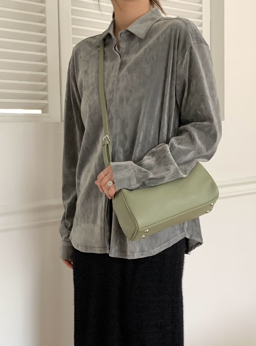 BINUS東大門㊣實拍女裝新品時尚職業人氣休閑襯衫蕾絲衫天鵝絨BINUS襯衫/蕾絲衫