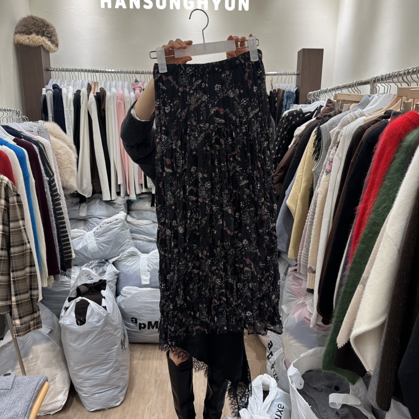 HANSUNGHYUN東大門㊣實拍女裝新品時尚職業推薦人氣長裙褶皺HANSUNGHYUN長裙