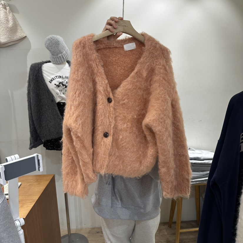 ASSEMBLY東大門㊣直郵女裝新款推薦人氣時尚熱賣毛衣毛皮開衫ASSEMBLY毛衣圖色2