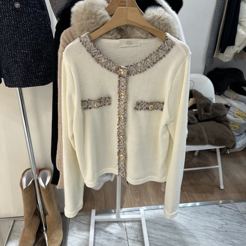 ABLESTUDIO韓國直郵㊣女裝新款職業人氣時尚推薦熱賣針織衫ABLESTUDIO針織衫圖色1