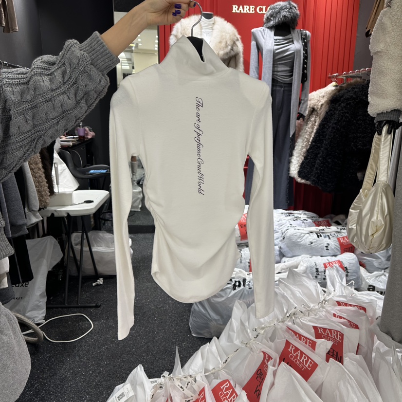 RARE CLOSET韓國直郵㊣女士新品熱賣推薦時尚人氣長袖T恤褶皺RARE CLOSET長袖T恤圖色1