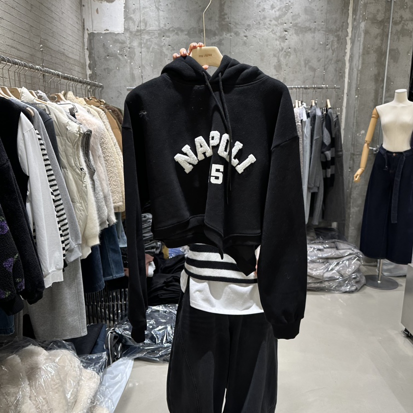 JUNI韓國代購㊣女裝新品時尚人氣推薦職業熱賣休閑衛衣加絨my juni衛衣圖色2