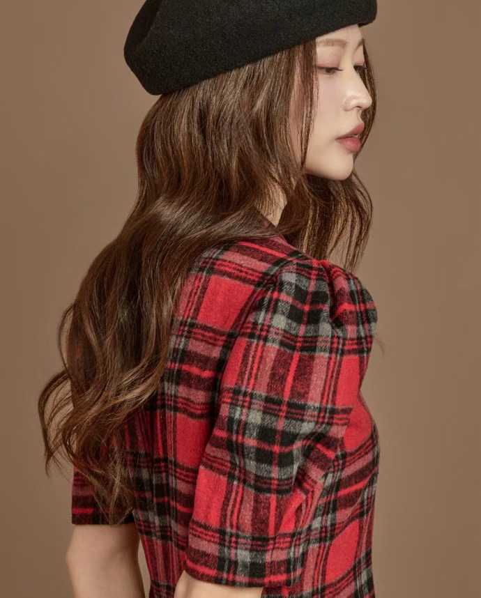 ALLURE東大門㊣實拍女裝新品人氣推薦25秋冬連衣裙格紋圍巾ALLURE連衣裙