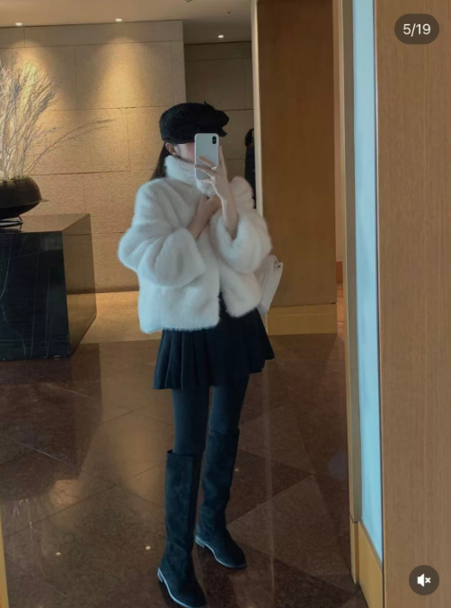 MIELLE-미엘르-OT韓國代購㊣女士新款人氣熱賣短款大衣皮草MIELLE-미엘르-OT短款大衣