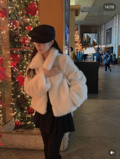 MIELLE-미엘르-OT韓國代購㊣女士新款人氣熱賣短款大衣皮草MIELLE-미엘르-OT短款大衣圖色1