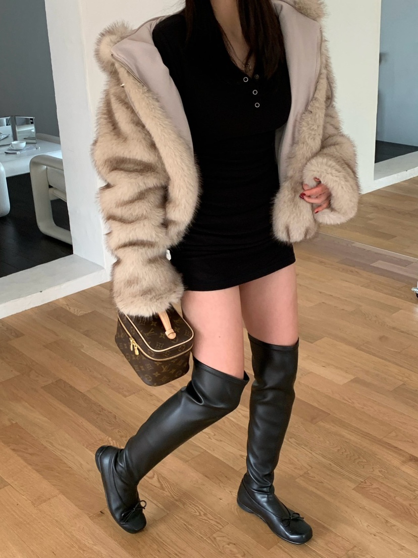 REVE CITE-L韓國直郵㊣女裝新品時尚推薦25秋冬連衣裙褶皺REVE CITE-L連衣裙