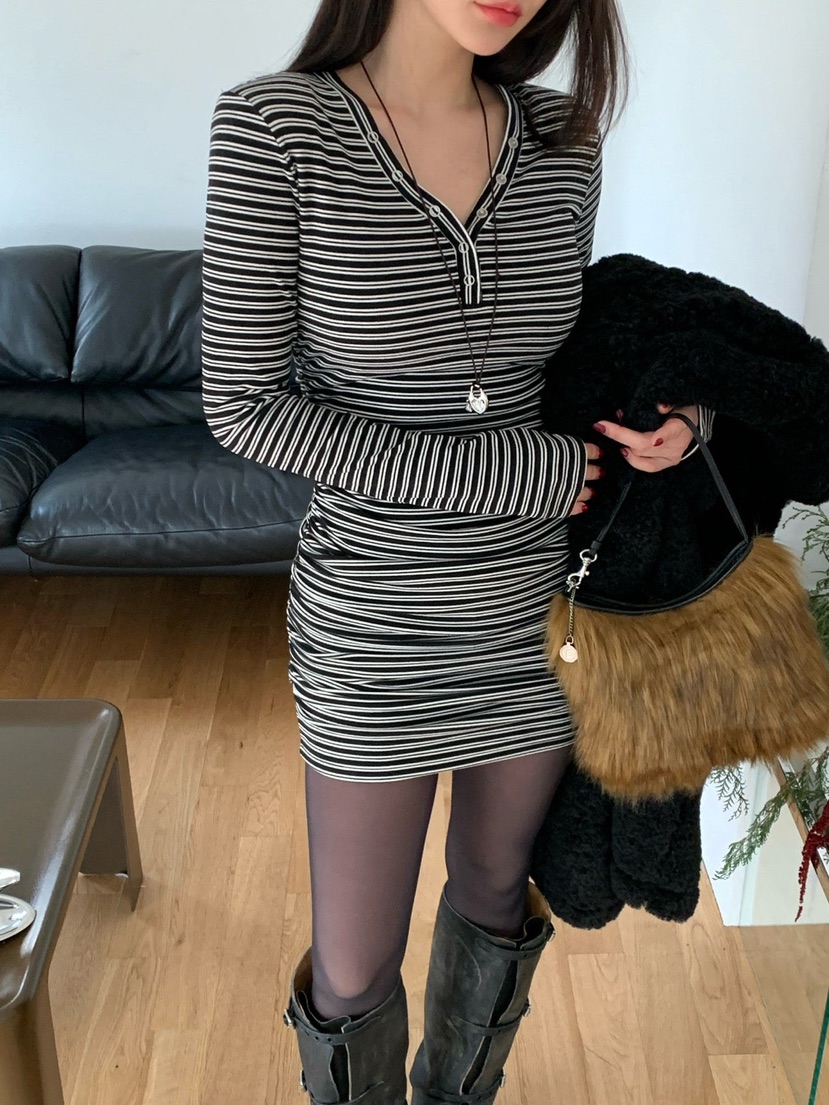 REVE CITE-L韓國直郵㊣女裝新品時尚推薦25秋冬連衣裙褶皺REVE CITE-L連衣裙圖色3