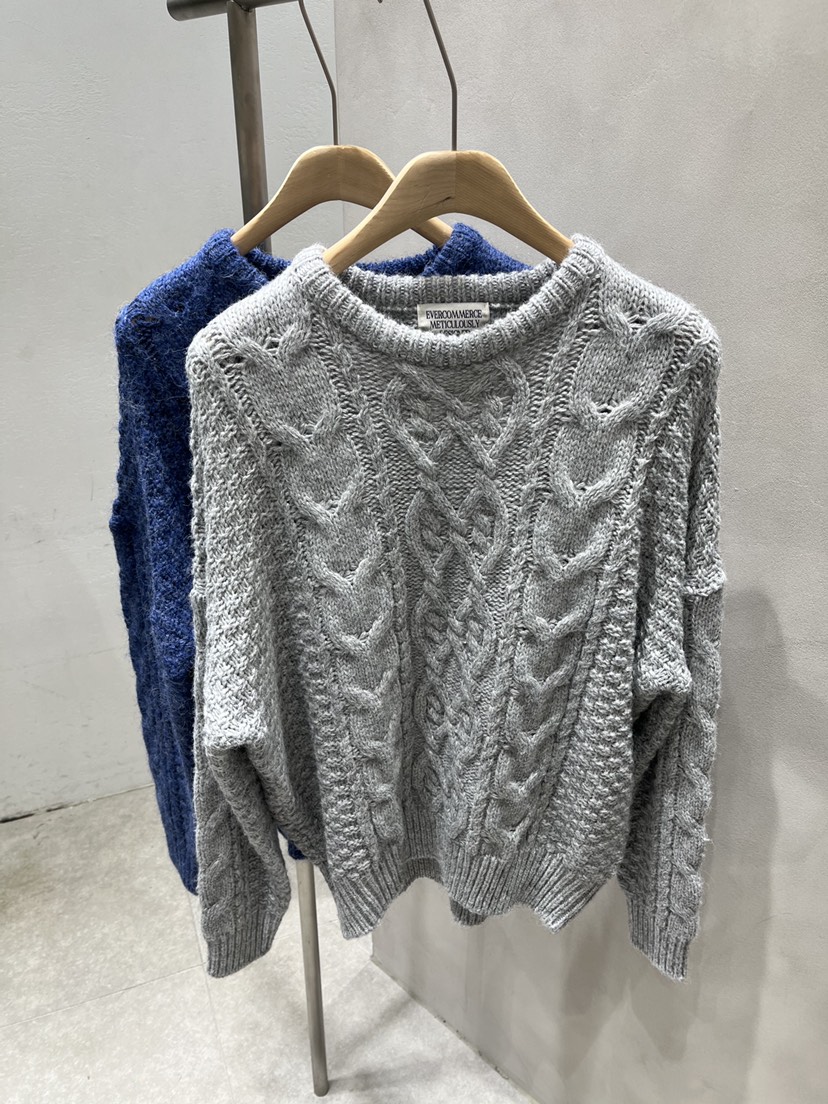 EVERCOMMERCE METICULOUSLY DESIGNED東大門㊣實拍女裝新款人氣毛衣EVERCOMMERCE METICULOUSLY DESIGNED毛衣