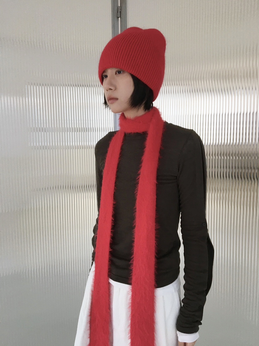 CCW韓國代購㊣女裝新品25秋冬職業休閑時尚推薦熱賣長袖T恤CCW--NYUNYU長袖T恤