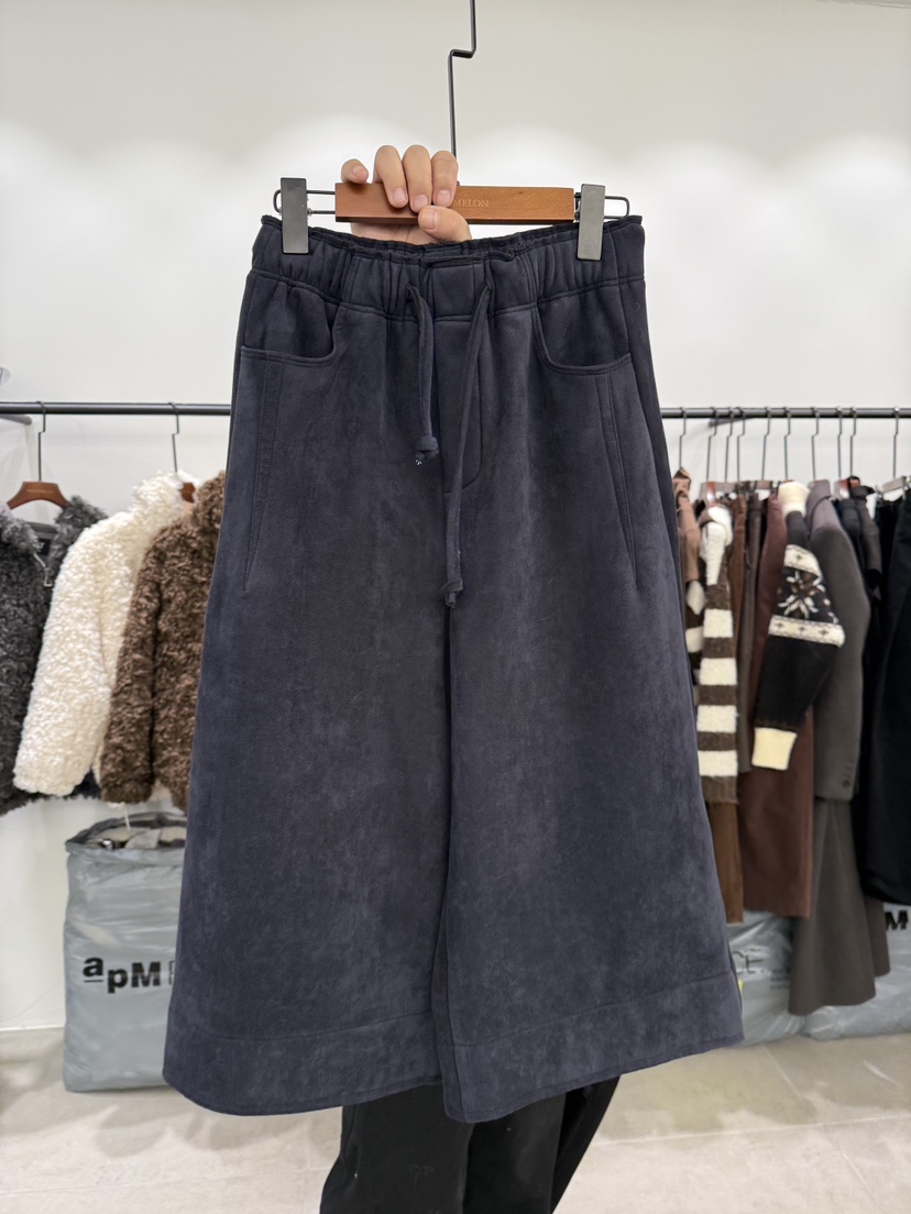 WATERMELON韓國代購㊣女裝新品時尚真品熱賣推薦休閑褲天鵝絨WATER MELON休閑褲圖色2