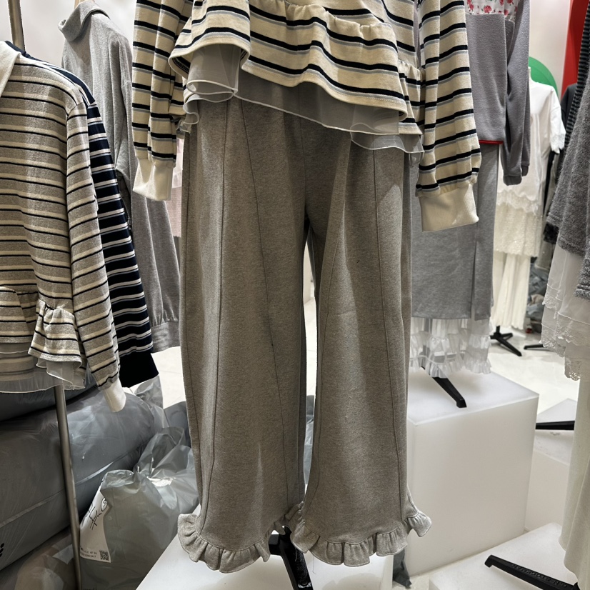 MINI UNNI東大門㊣實拍女裝新品推薦職業熱賣休閑褲荷葉邊MINI UNNI休閑褲圖色1