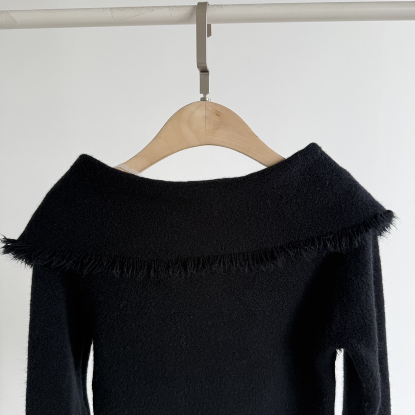 JENNY 1976東大門㊣代購女士新款25秋冬熱賣真品針織衫露肩JENNY 1976針織衫