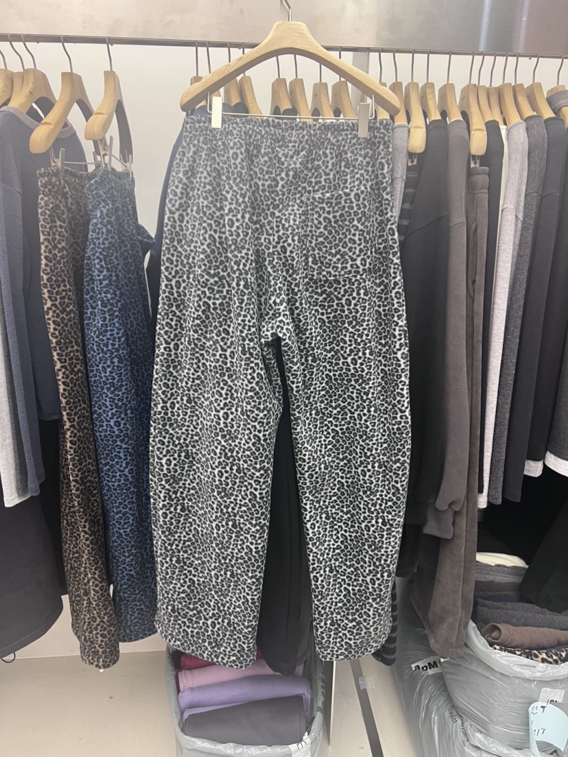 SPECIAL東大門㊣實拍女裝新品真品人氣熱賣推薦職業休閑褲豹紋SPECIAL休閑褲