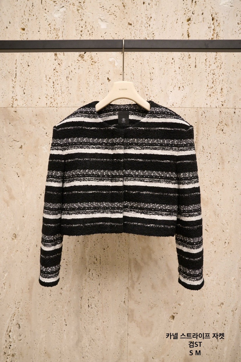 BLOSSOM韓國代購㊣女裝新品休閑時尚推薦職業25秋冬夾克條紋BLOSSOM夾克圖色1